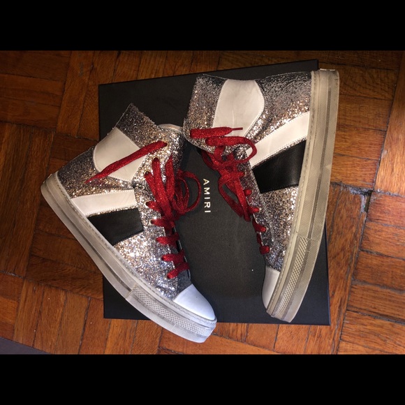 Sneakers - Picture 3 of 5